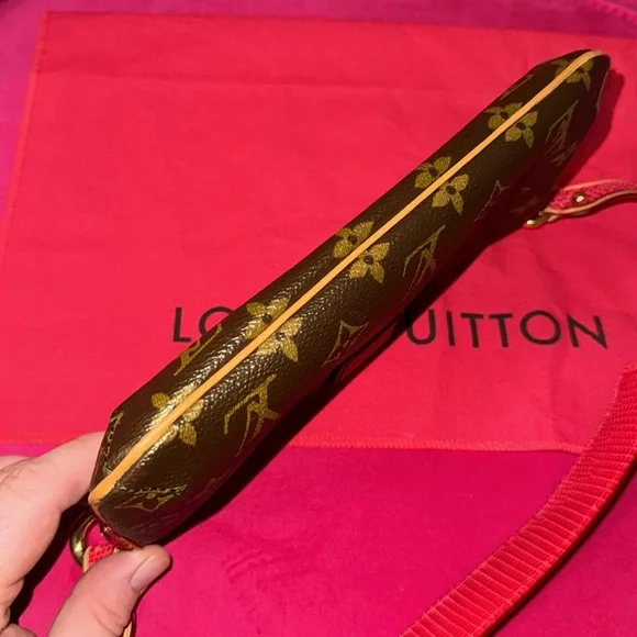 Louis Vuitton x Takashi Murakami Lizard Monogram Cerises Pochette cherry 🍒 bag - Picture 9 of 16